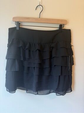 Express Design Studio Woman’s Ruffle Black Mini Skirt | Size 10 NWT